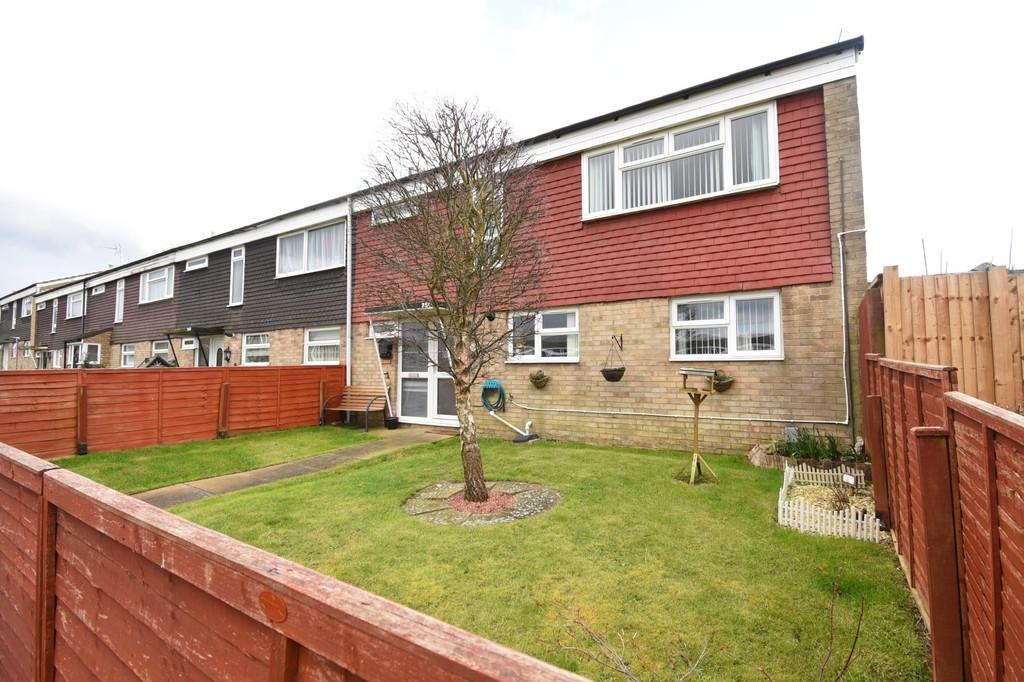 Jessop Road, Stevenage 3 bed end of terrace house £315,000