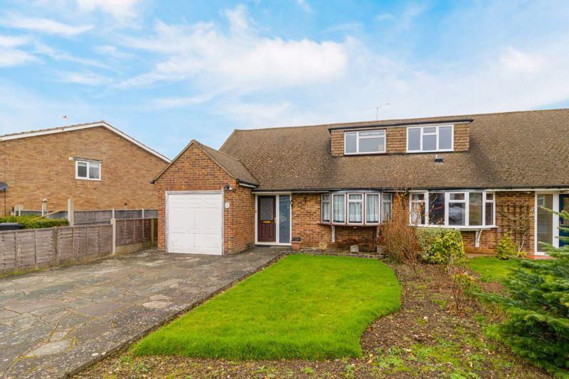 Martin Close, Warlingham 3 bed semidetached bungalow £450,000