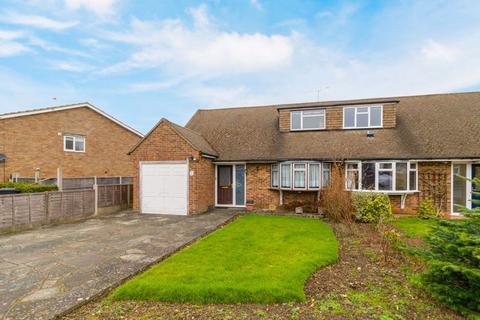 7 Martin Close, Warlingham, CR6 9AD