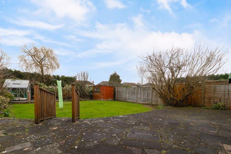 Martin Close, Warlingham 3 bed semidetached bungalow £450,000