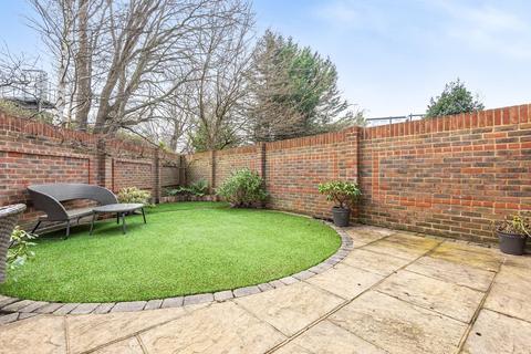 19 Rythe Close, Claygate, Esher, KT10 9DD