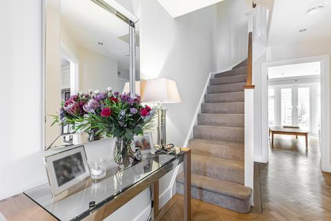 19 Rythe Close, Claygate, Esher, KT10 9DD