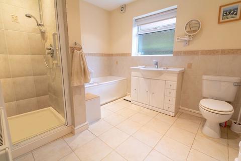 77 Marsh Lane, Solihull, B91 2PE