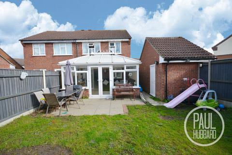 27 Bloomfield Way, Carlton Colville, Lowestoft, NR33 8TH
