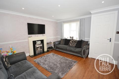 27 Bloomfield Way, Carlton Colville, Lowestoft, NR33 8TH