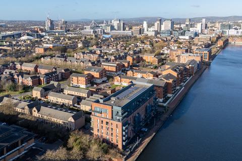 2 bedroom apartment to rent, Schooner Wharf, Cardiff Bay