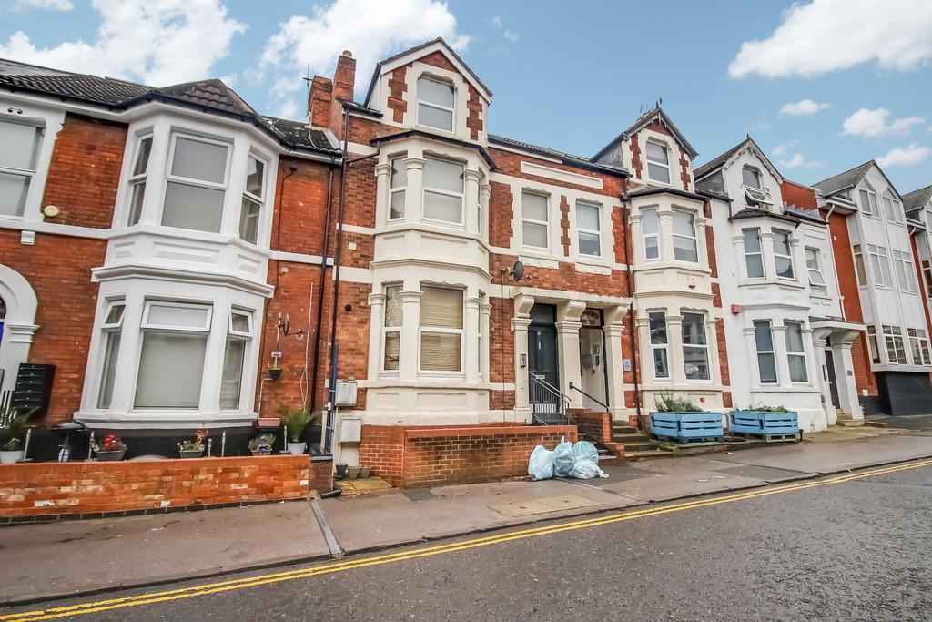Milton Road, Town Centre, Swindon 1 bed flat £550 pcm (£127 pw)