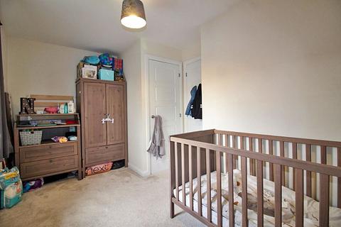 14 Thruxton Avenue, Wolverhampton, WV10 6GJ