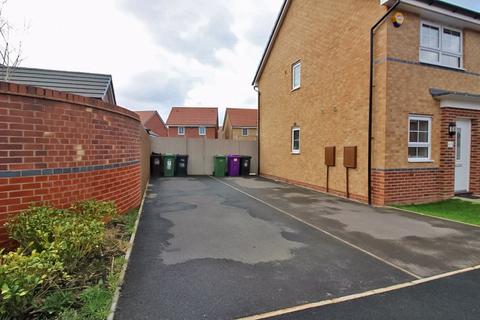 14 Thruxton Avenue, Wolverhampton, WV10 6GJ