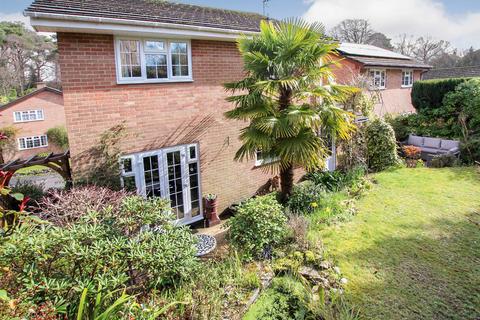 11 Amberslade Walk, Dibden Purlieu, Southampton, SO45 4NW