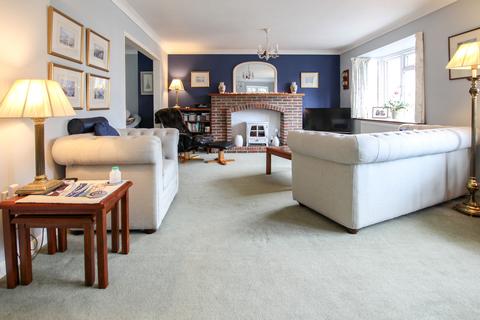 11 Amberslade Walk, Dibden Purlieu, Southampton, SO45 4NW