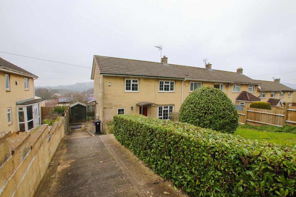Sheridan Road, Bath 3 bed end of terrace house £250,000