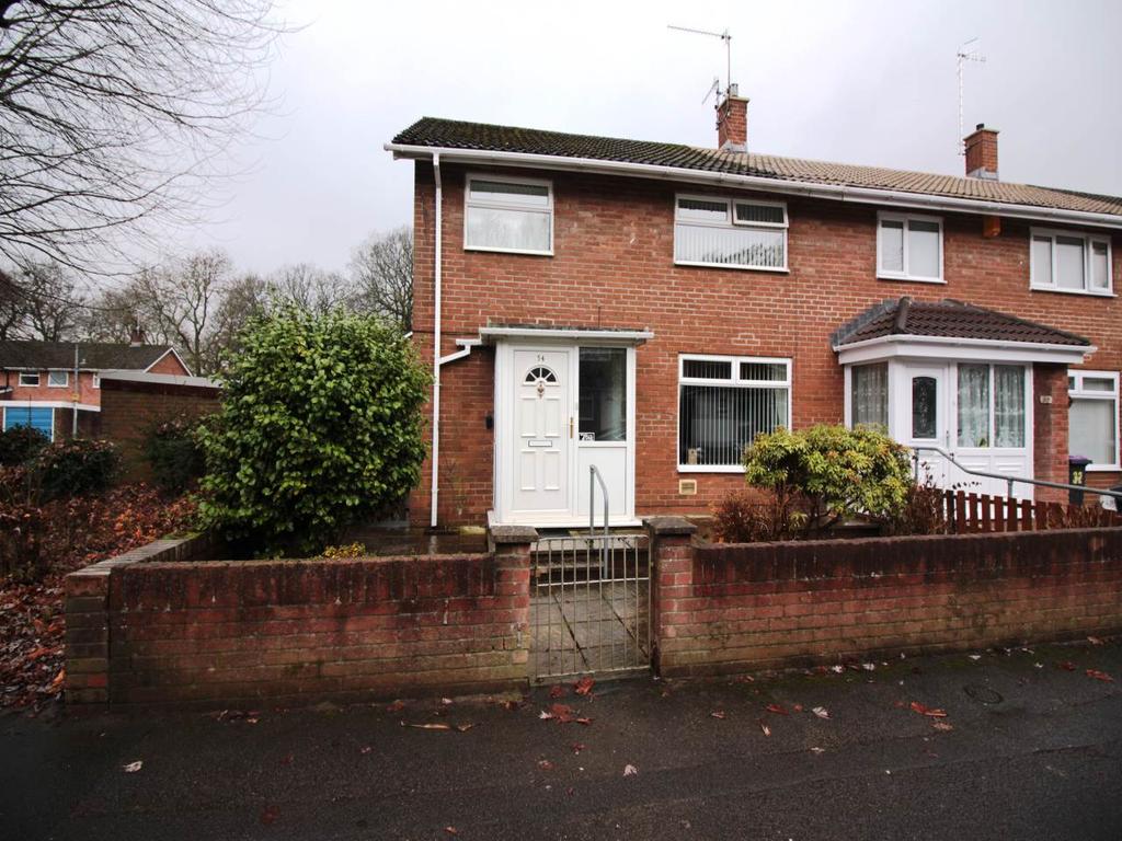 Beaumaris Drive, Llanyravon, Cwmbran 3 bed end of terrace house £650