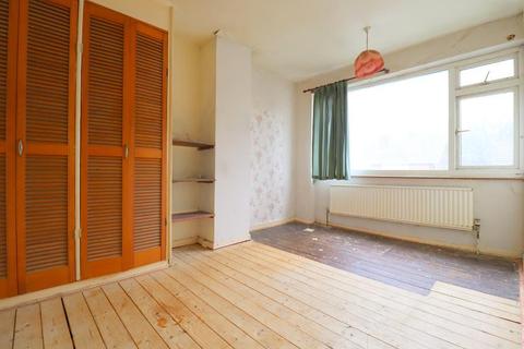 41 Sunningdale, Luton, LU2 7TF