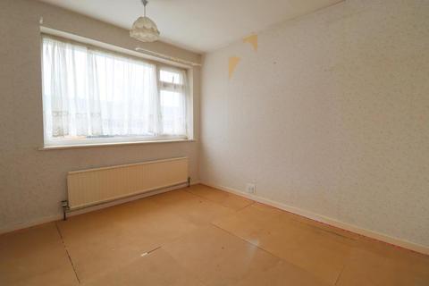 41 Sunningdale, Luton, LU2 7TF