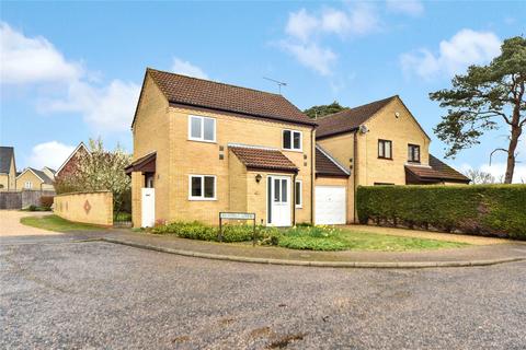 17 Broom Walk, Beck Row, Bury St Edmunds, IP28 8UE