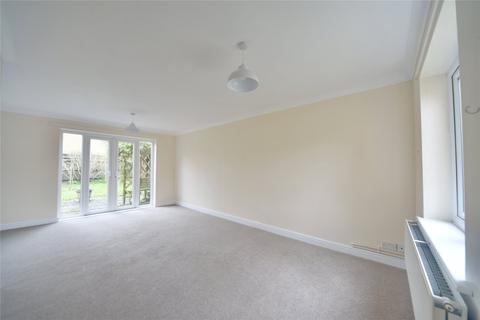 17 Broom Walk, Beck Row, Bury St Edmunds, IP28 8UE
