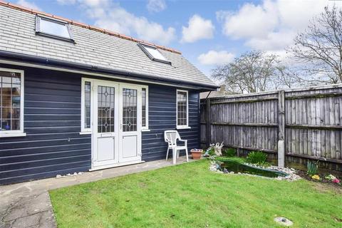 17 Glory Mead, Dorking, RH4 2NH