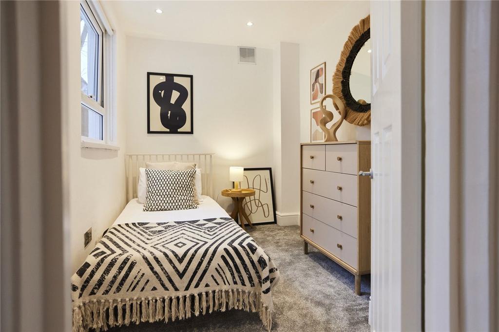 Bedroom 2 P2