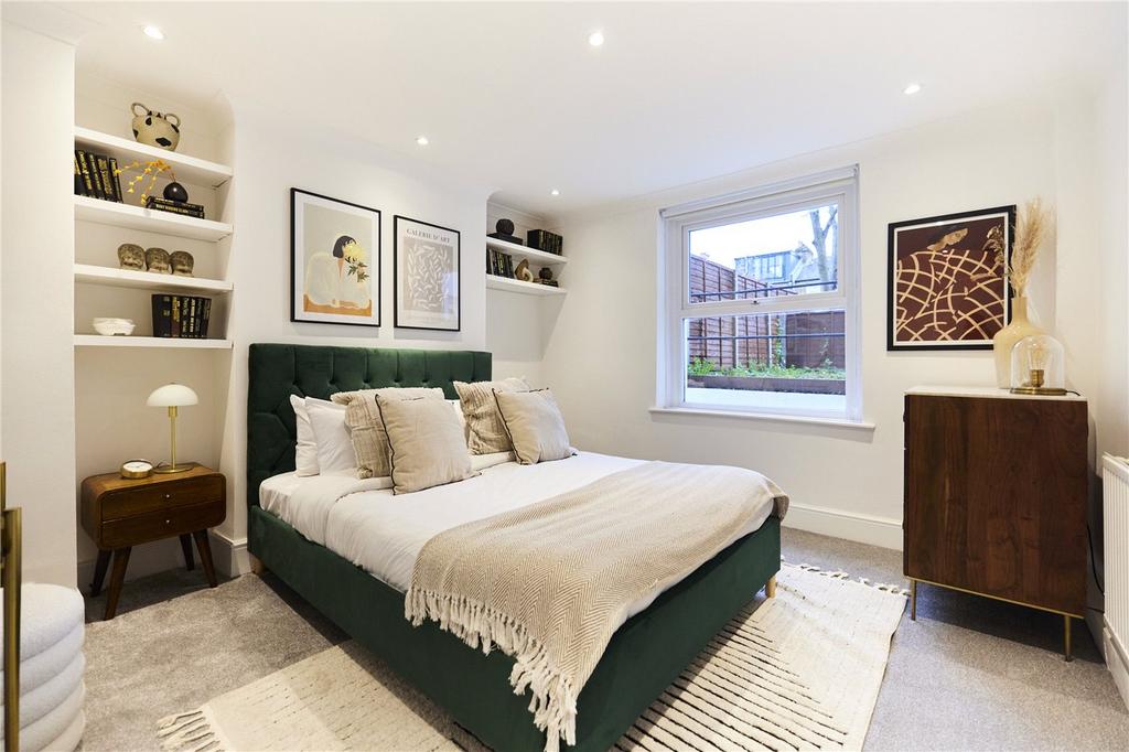 Bedroom 1 P3