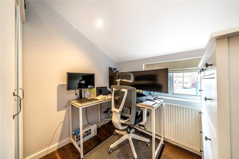 61b Adys Road, London, SE15 4DX