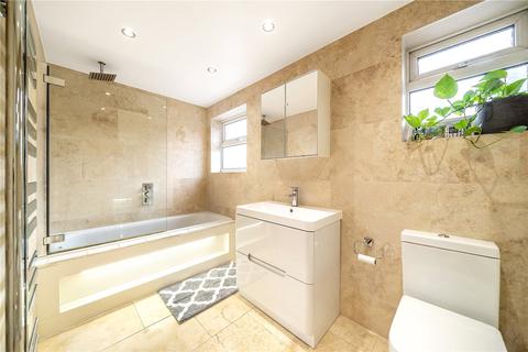 61b Adys Road, London, SE15 4DX