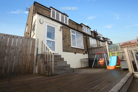 95 Green Walk, Dartford, DA1 4JP