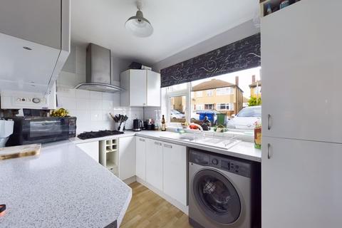 31 Elm Road, Aveley, South Ockendon, RM15 4SX