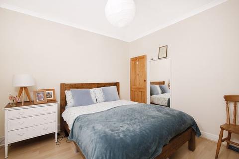 100 Canon Road, Bromley, BR1 2SP