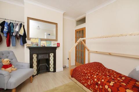 100 Canon Road, Bromley, BR1 2SP