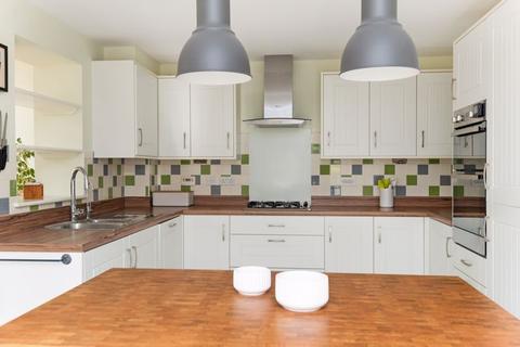 16 Diamond Way, Chilton, Didcot, OX11 0TT