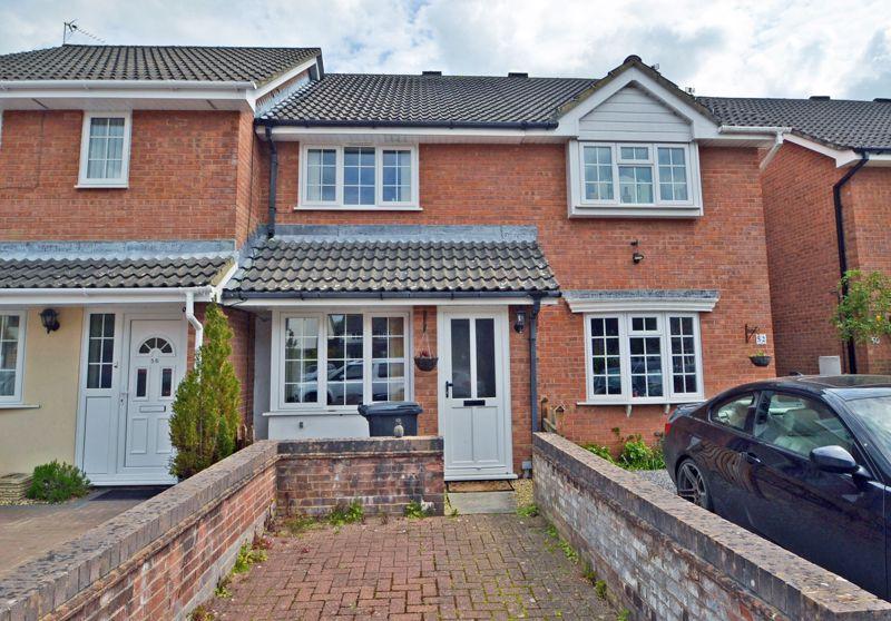 The Glebe, Wrington 2 bed terraced house £850 pcm (£196 pw)