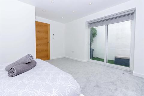 2a Ashdown Road, Brighton, BN2 3FS
