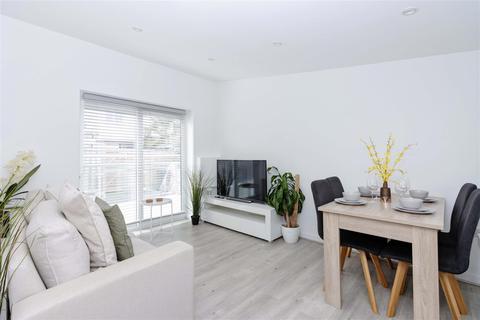 2a Ashdown Road, Brighton, BN2 3FS