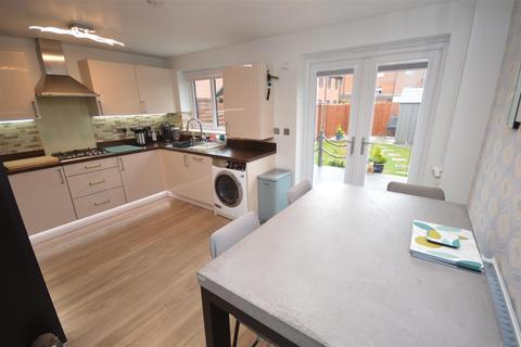 31 Stokesay Close, Chelmsley Wood, Birmingham, B37 7QW