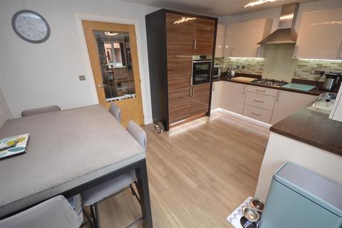 31 Stokesay Close, Chelmsley Wood, Birmingham, B37 7QW