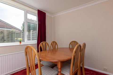 51 Crossways, York, YO10 5HT