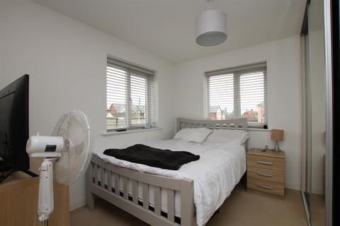 2 Birch Way, Cranbrook, Exeter, EX5 7FW