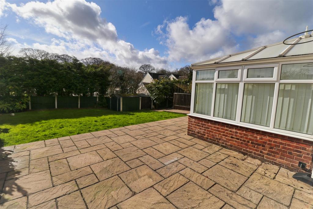 Rear garden 3.jpg