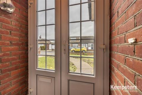 3 Cherry Walk, Grays, RM16 4UN
