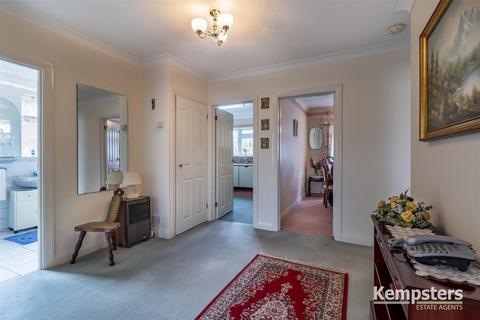 3 Cherry Walk, Grays, RM16 4UN