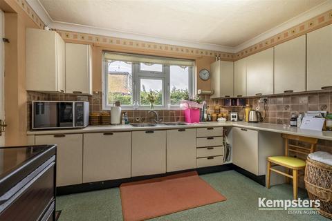 3 Cherry Walk, Grays, RM16 4UN