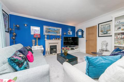 7 Clacton Road, Elmstead, Colchester, CO7 7AA