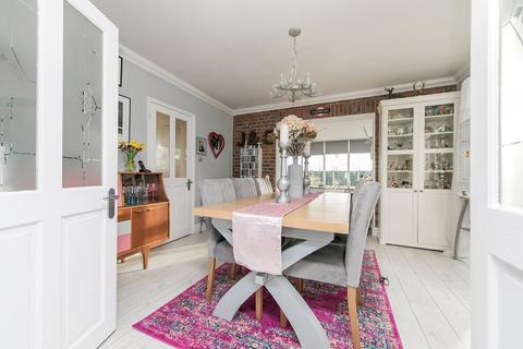 7 Clacton Road, Elmstead, Colchester, CO7 7AA