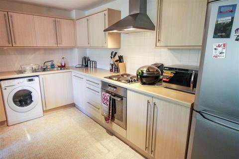 3 Birch Meadow Close, Warwick, CV34 4TZ