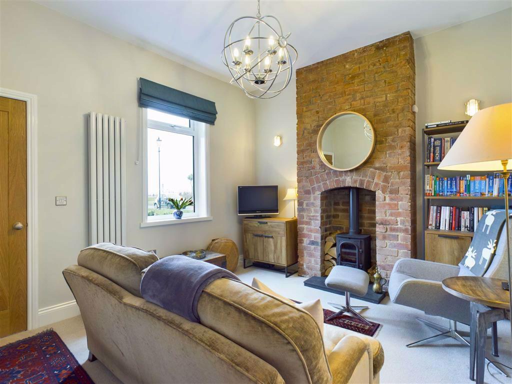 Spanish Battery, Tynemouth 2 bed terraced house £430,000