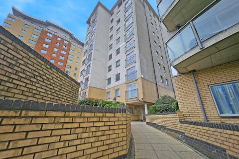 1 bedroom apartment for sale, Centreway Apartments, Axon Place, Ilford, IG1