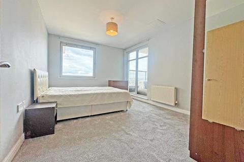 1 bedroom apartment for sale, Centreway Apartments, Axon Place, Ilford, IG1