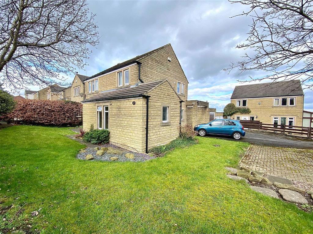 Church Road, Roberttown, Liversedge, WF15 4 bed detached house - £310,000
