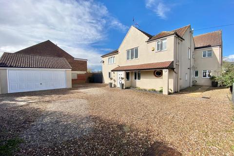 28 Bugbrooke Road, Kislingbury, Northampton, NN7 4AY